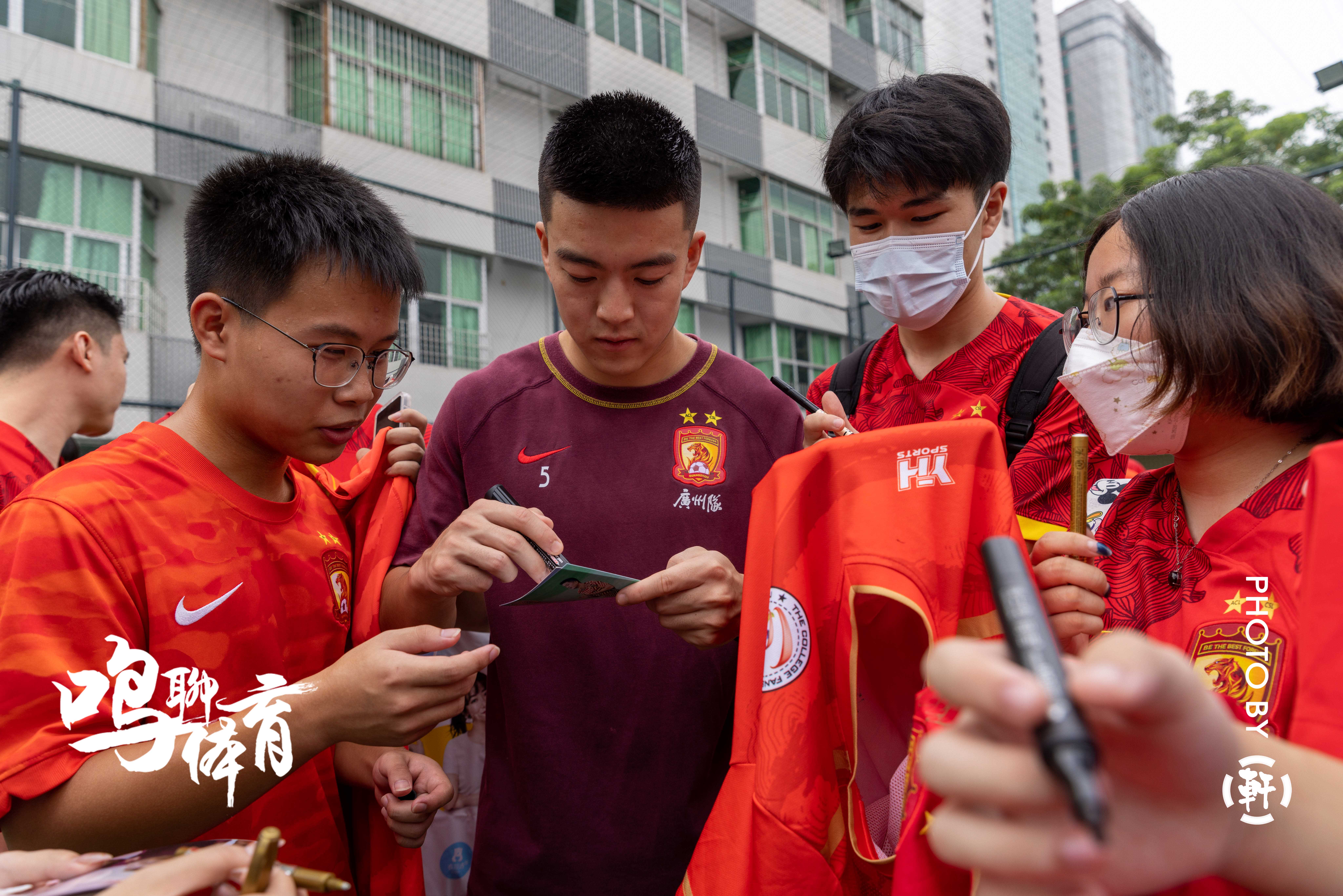 火狐体育网址-周三002欧超杯皇家马德里vs亚特兰大